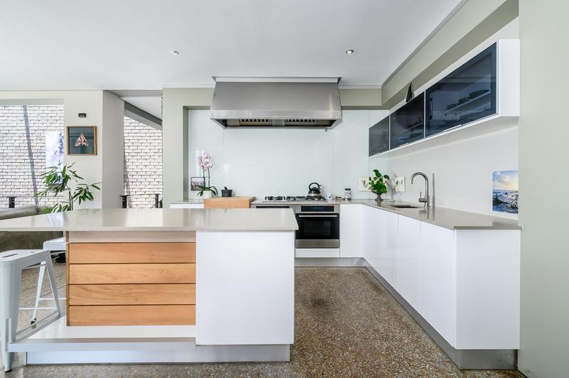 5 Bedroom Property for Sale in Humerail Eastern Cape